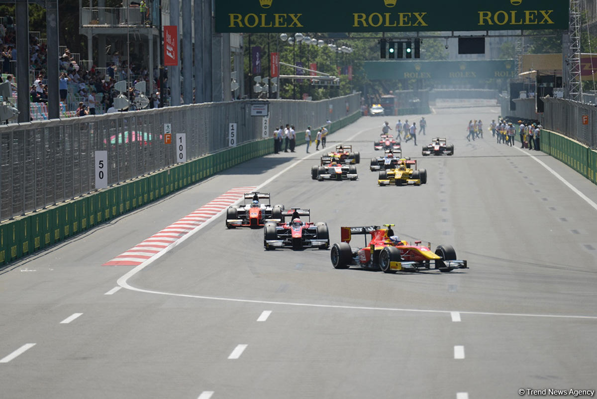 FIA Formula 2 last race kicks off in Baku