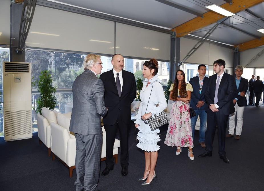 Ilham Aliyev and his spouse watch F1 Azerbaijan Grand Prix (PHOTO)