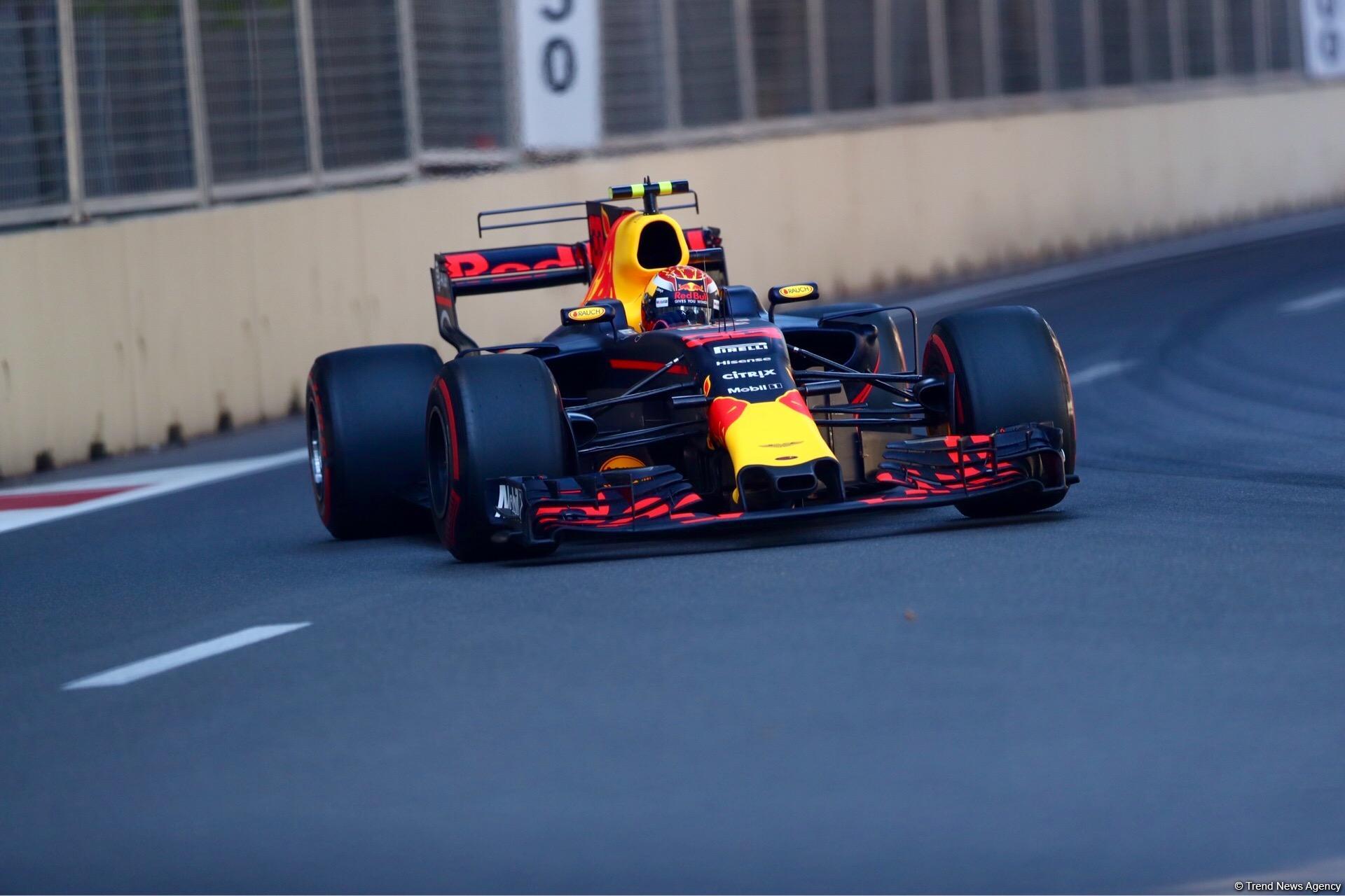 Ricciardo's overtaking in Baku becomes best in 2017 (VIDEO)