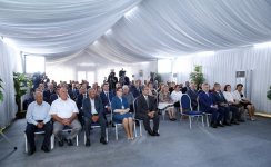 Первый вице-президент Азербайджана Мехрибан Алиева приняла участие в церемонии выдачи новых квартир семьям вынужденных переселенцев (ФОТО) (версия 3)