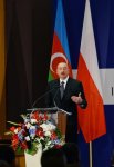 Президент Ильхам Алиев принял участие в церемонии открытия азербайджано-польского бизнес-форума в Варшаве (ФОТО)