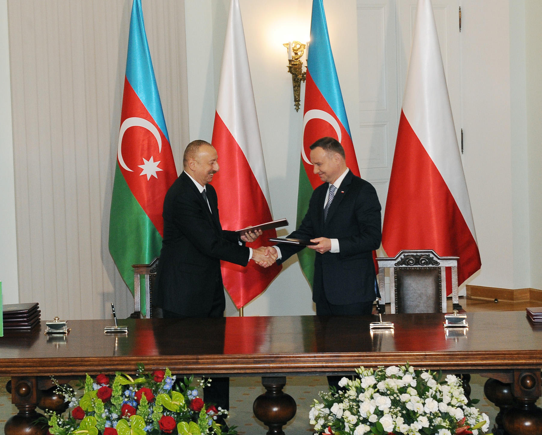 Азербайджан и Польша подписали ряд документов (ФОТО)