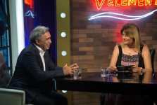 Азербайджанские телеведущие увлеклись каратэ, или Встреча с обладателем черного пояса (ФОТО, ВИДЕО)