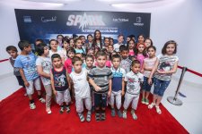 Лейла Алиева приняла участие в развлекательной программе вместе с детьми, лишенными родительского попечения (ФОТО)
