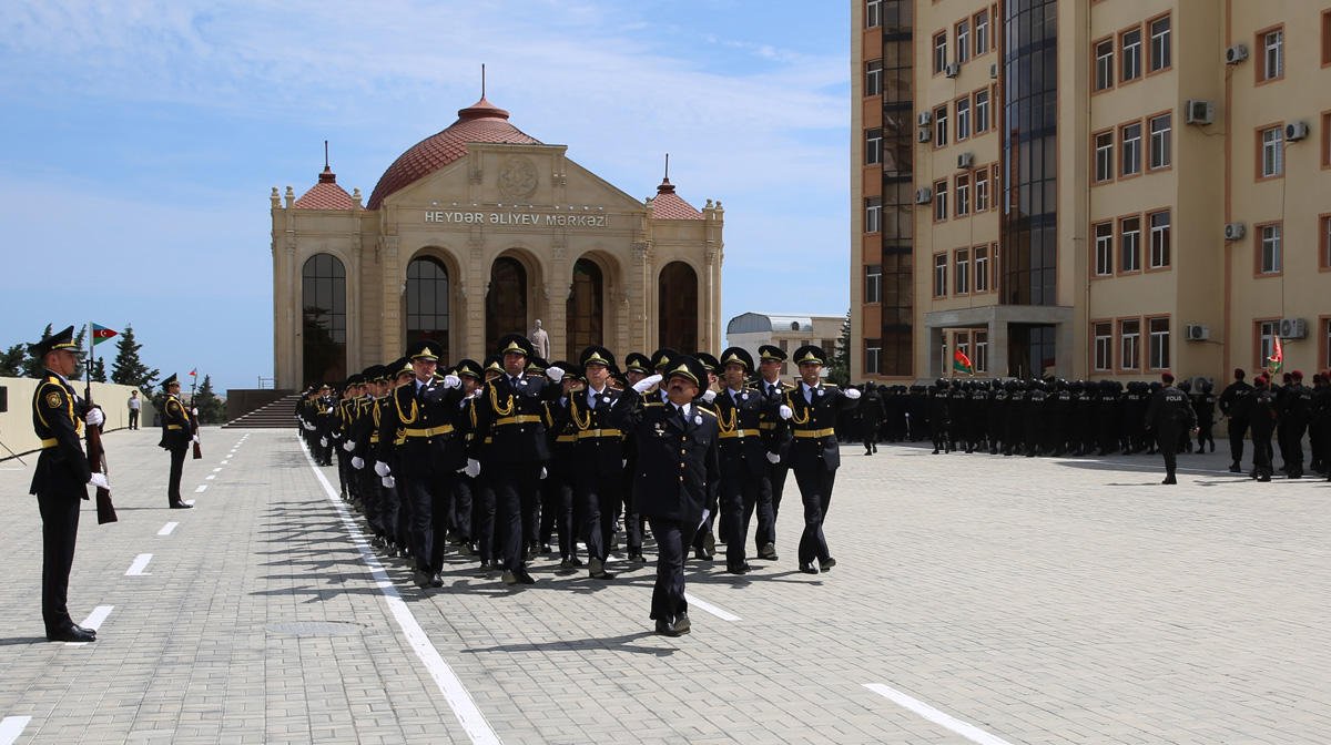 Azərbaycan polisi peşə bayramını qeyd edir (FOTO)