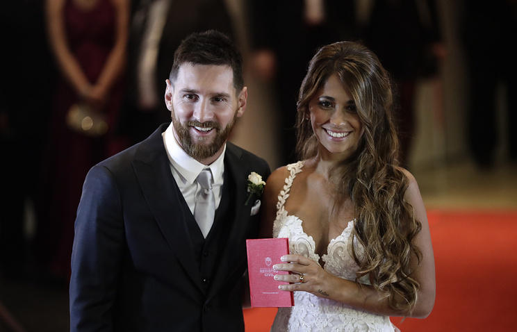 Messi Argentinada doğma şəhərində evlənib