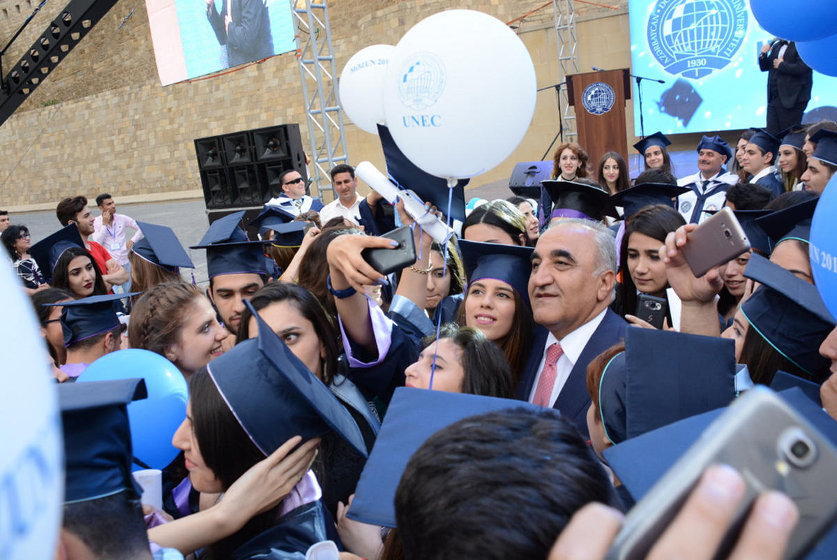 Выпускники UNEC внесут неоценимый вклад в экономику Азербайджана (ФОТО)