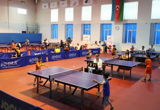 Stolüstü tennis üzrə Azərbaycan birinciliyinə start verilib (FOTO)