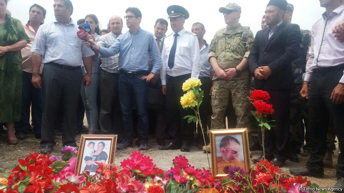 Foreign media reps view Armenia-shelled Azerbaijani village (PHOTO)