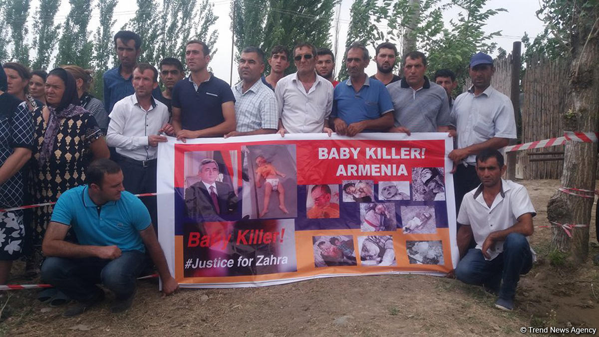 Foreign media reps view Armenia-shelled Azerbaijani village (PHOTO)