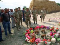 Azerbaijani officials inspect combat readiness of units on frontline