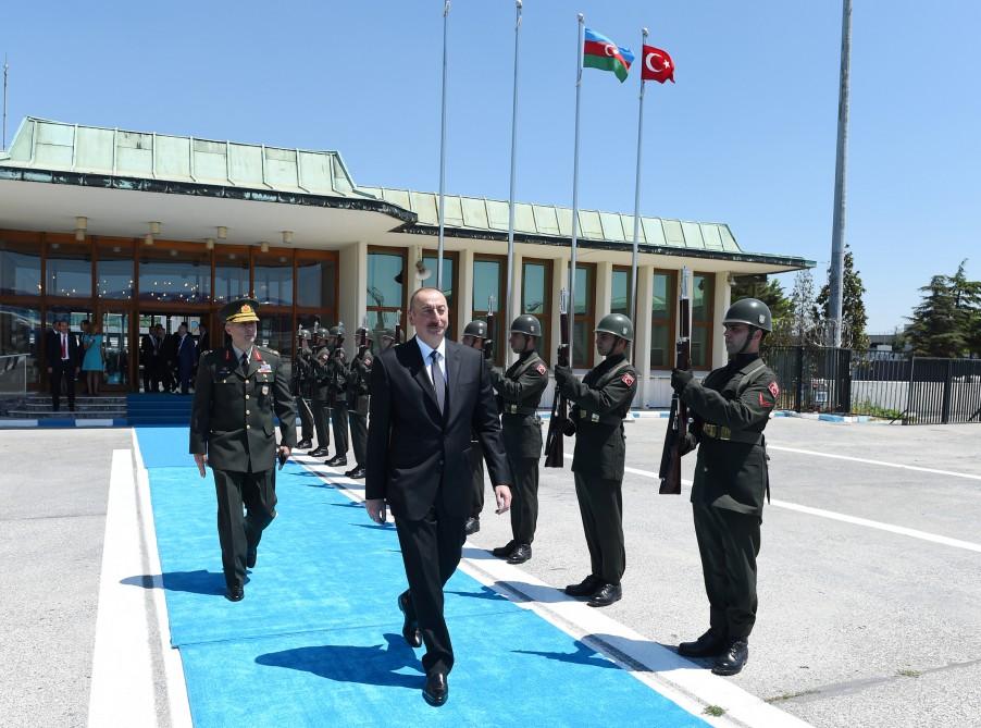 President Ilham Aliyev completes Turkey visit (PHOTO)