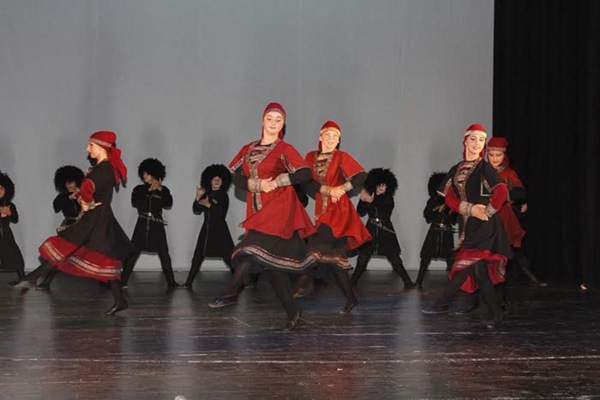 Bakıda "Dostluq körpüsü" II beynəlxalq folklor-rəqs festivalı keçirilir (FOTO)