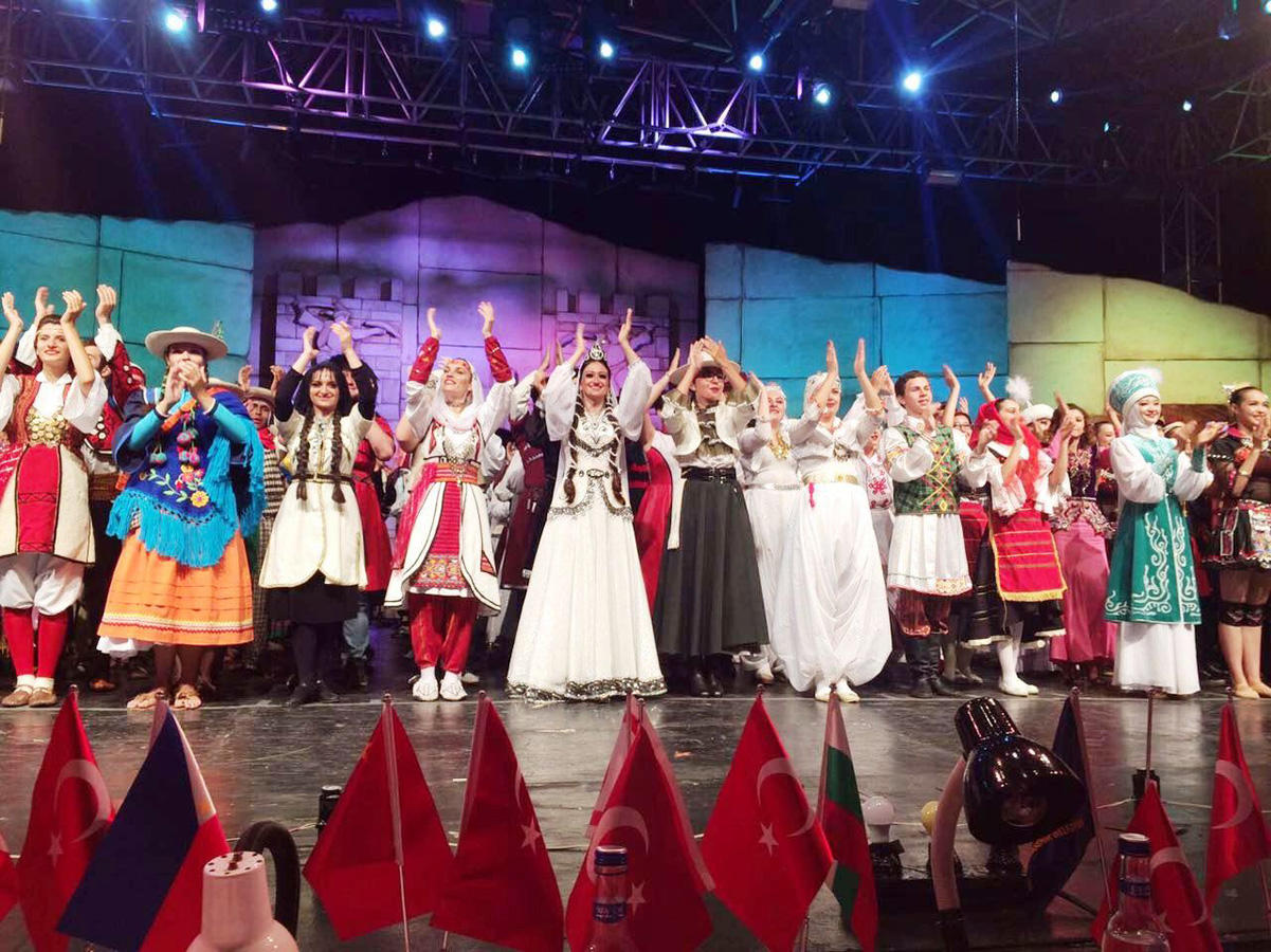 Азербайджанский ансамбль "Джанги" с успехом выступил в Бурсе (ВИДЕО, ФОТО)