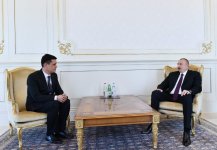 Ilham Aliyev receives credentials of incoming Turkmen envoy (PHOTO) (UPDATE)