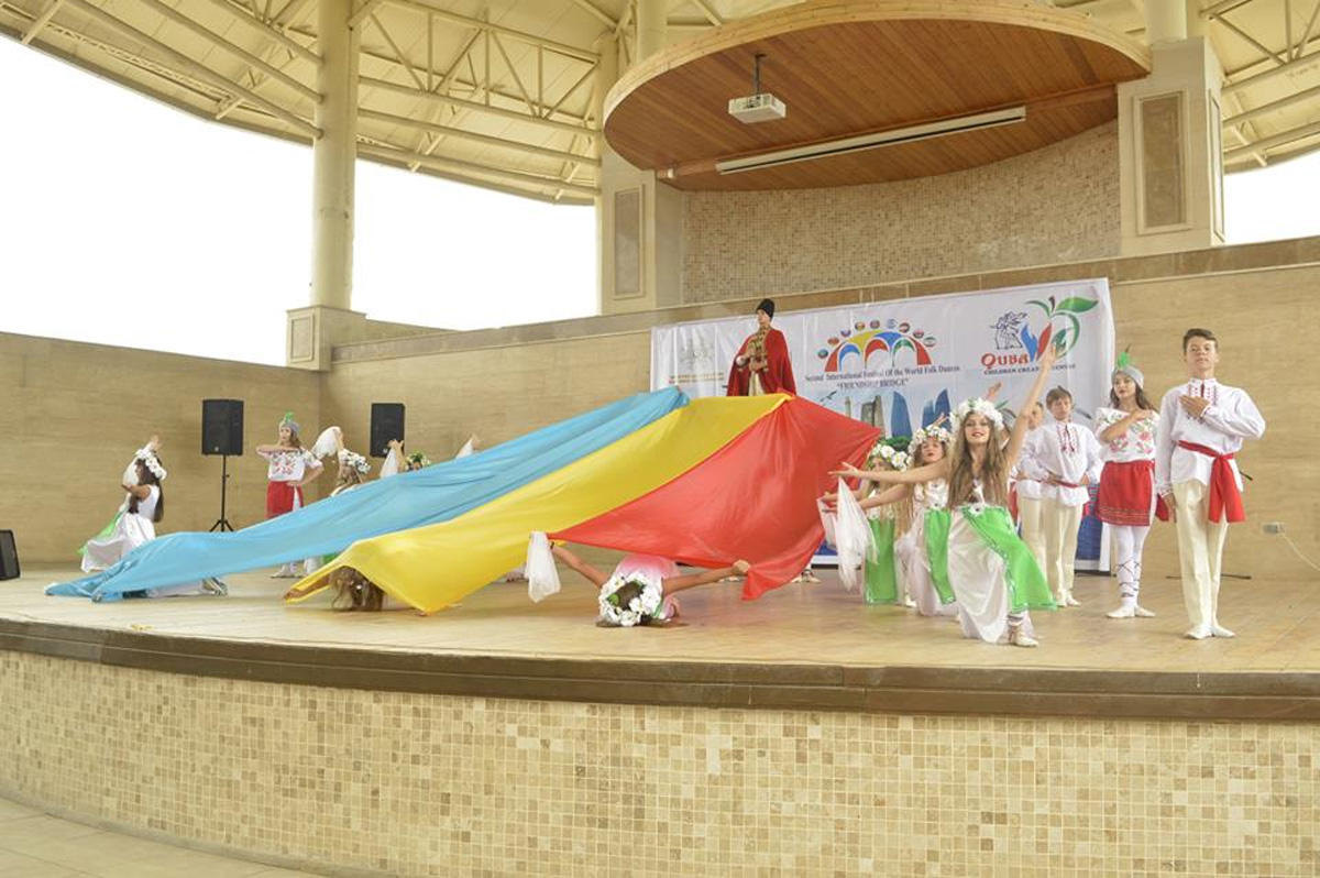 Qubada "Dostluq körpüsü" festivalı iştirakçılarının konserti keçirilib (FOTO)