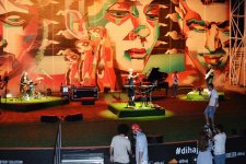 Зажигательный летний вечер группы "DiHaj" в Зеленом театре (ФОТО)