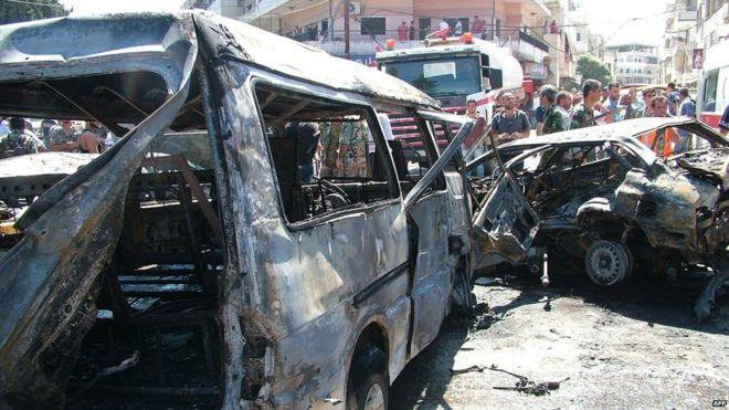 Explosion destroys army bus in central Damascus
