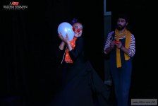 В Театре пантомимы отметили юбилей мастера сцены и кино Бахтияра Ханызаде (ФОТО)