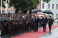 Official welcome ceremony held for Ilham Aliyev in Riga (PHOTO)