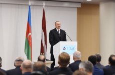 Prezident İlham Əliyev Azərbaycan-Latviya biznes forumunda iştirak edib (YENİLƏNİB) (FOTO)