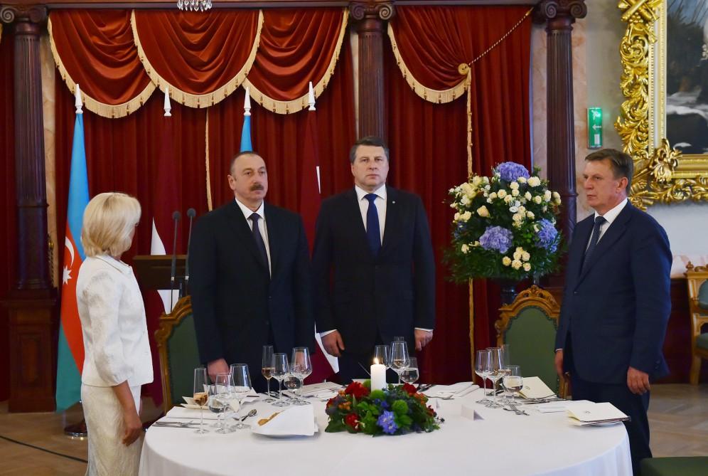 В Латвии в честь Президента Азербайджана Ильхама Алиева был дан официальный прием (ФОТО)