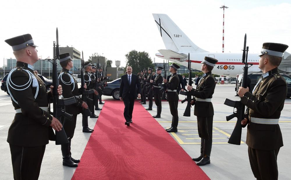 President Aliyev completes official visit to Latvia (PHOTO)