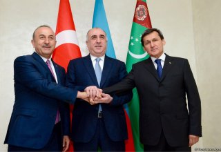Bakıda Azərbaycan, Türkiyə və Türkmənistan prezidentlərinin görüşünə hazırlıq müzakirə edilir (FOTO)