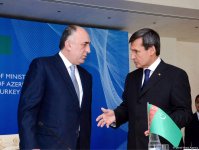 Главы МИД Азербайджана, Туркменистана и Турции обсуждают подготовку к саммиту глав государств (ФОТО)