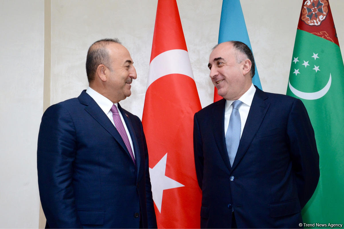 Azerbaijani, Turkmen, Turkish FMs mull preparation for summit of presidents (PHOTO)