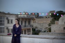 Анна Зезина: Из социальных сетей в волшебный контраст Баку (ФОТО)