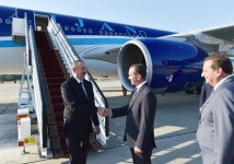 Ilham Aliyev arrives in Russia for working visit
