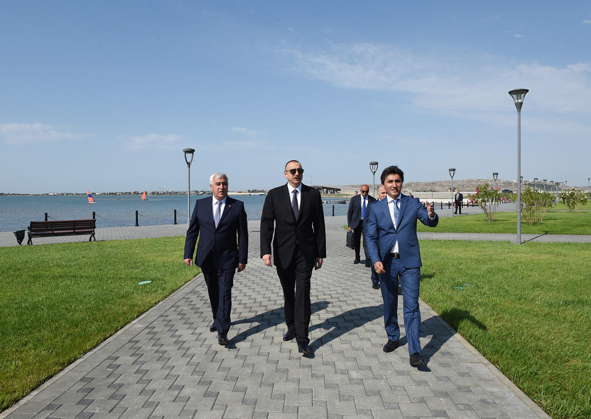 Ilham Aliyev views Narakand complex in Pirallahi district of Baku (PHOTO)