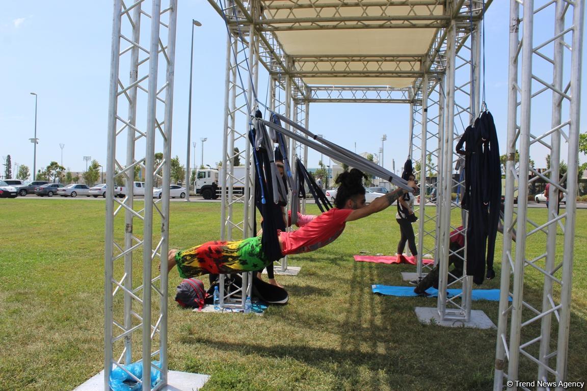В Баку прошел грандиозный Фестиваль йоги на открытом воздухе (ФОТО)