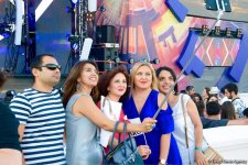 Звезды на красной дорожке международного фестиваля "ЖАРА" в Баку – день второй  (ФОТО)