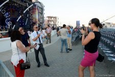 Звезды на красной дорожке международного фестиваля "ЖАРА" в Баку – день второй  (ФОТО)