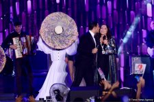 София Ротару отметила потрясающий юбилей на фестивале "ЖАРА"  в Баку (ФОТО)