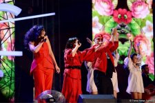 София Ротару отметила потрясающий юбилей на фестивале "ЖАРА"  в Баку (ФОТО)