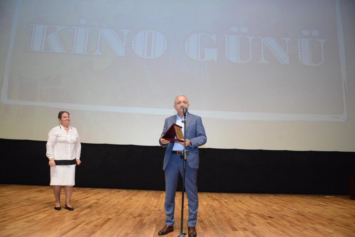 Азербайджанские кинематографисты торжественно отметили профессиональный праздник (ФОТО)