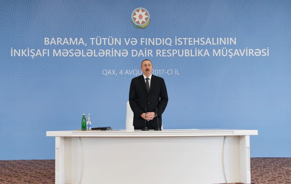 Президент Ильхам Алиев: Мы должны сделать так, чтобы граждане Азербайджана мало курили
