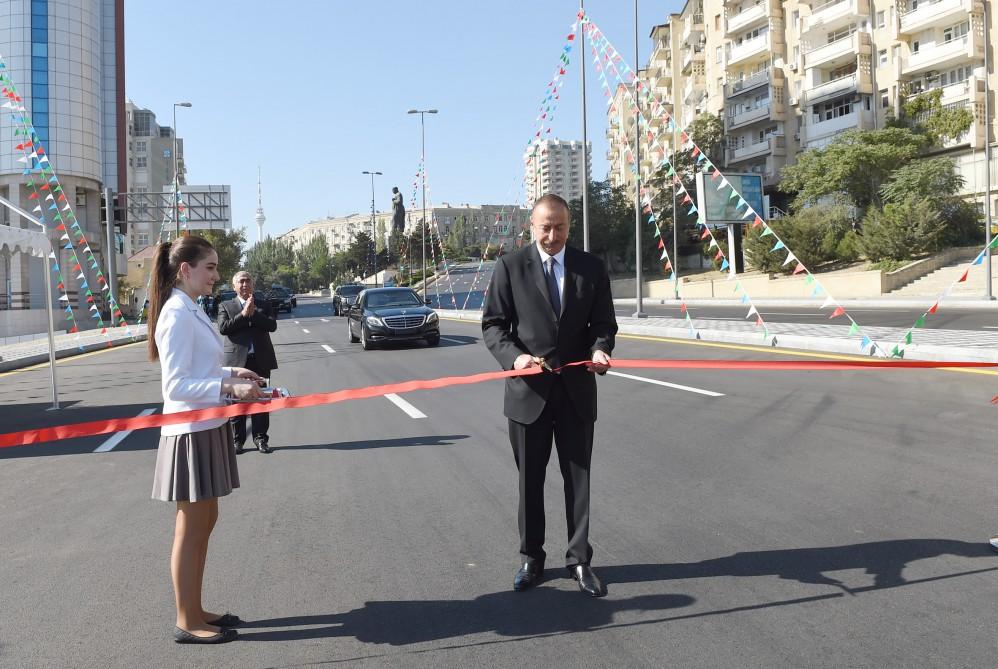 Ilham Aliyev attends road openings in “Sovetski” area (PHOTO)
