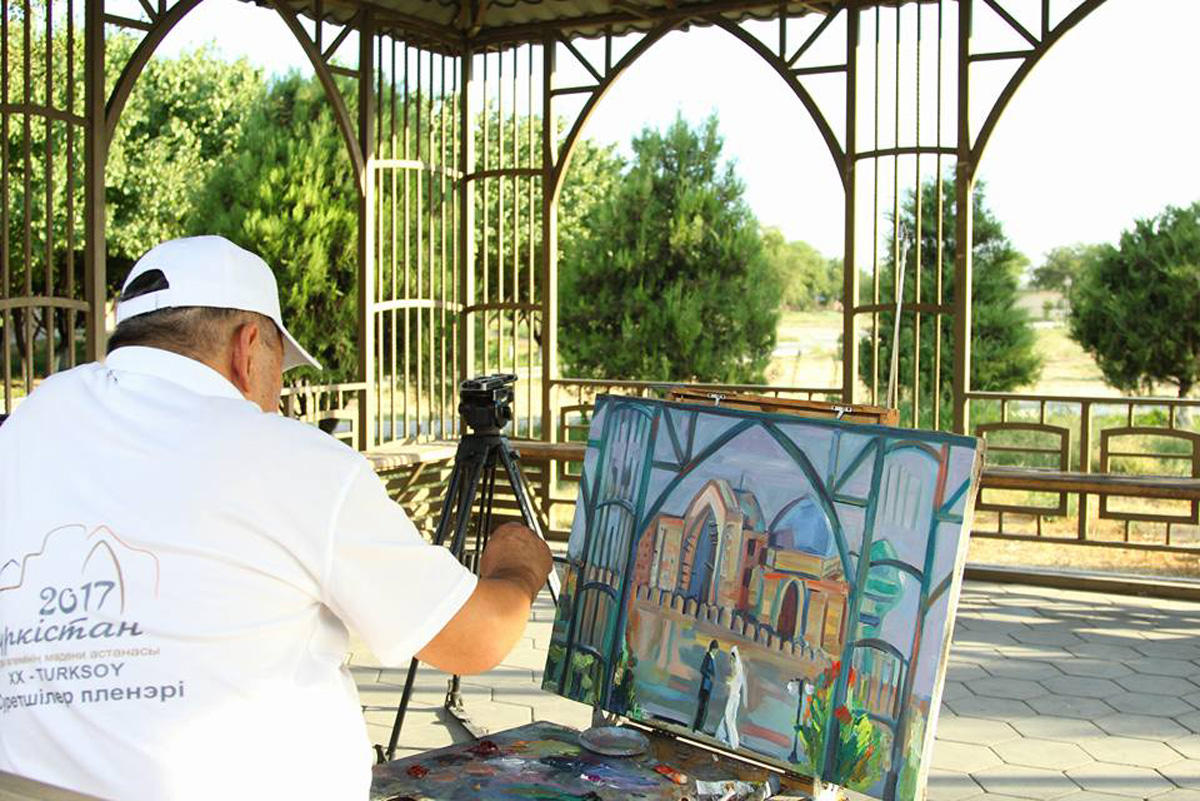 Türk Dünyası Ressamları Türkistan'da Buluştu (Fotoğraf)