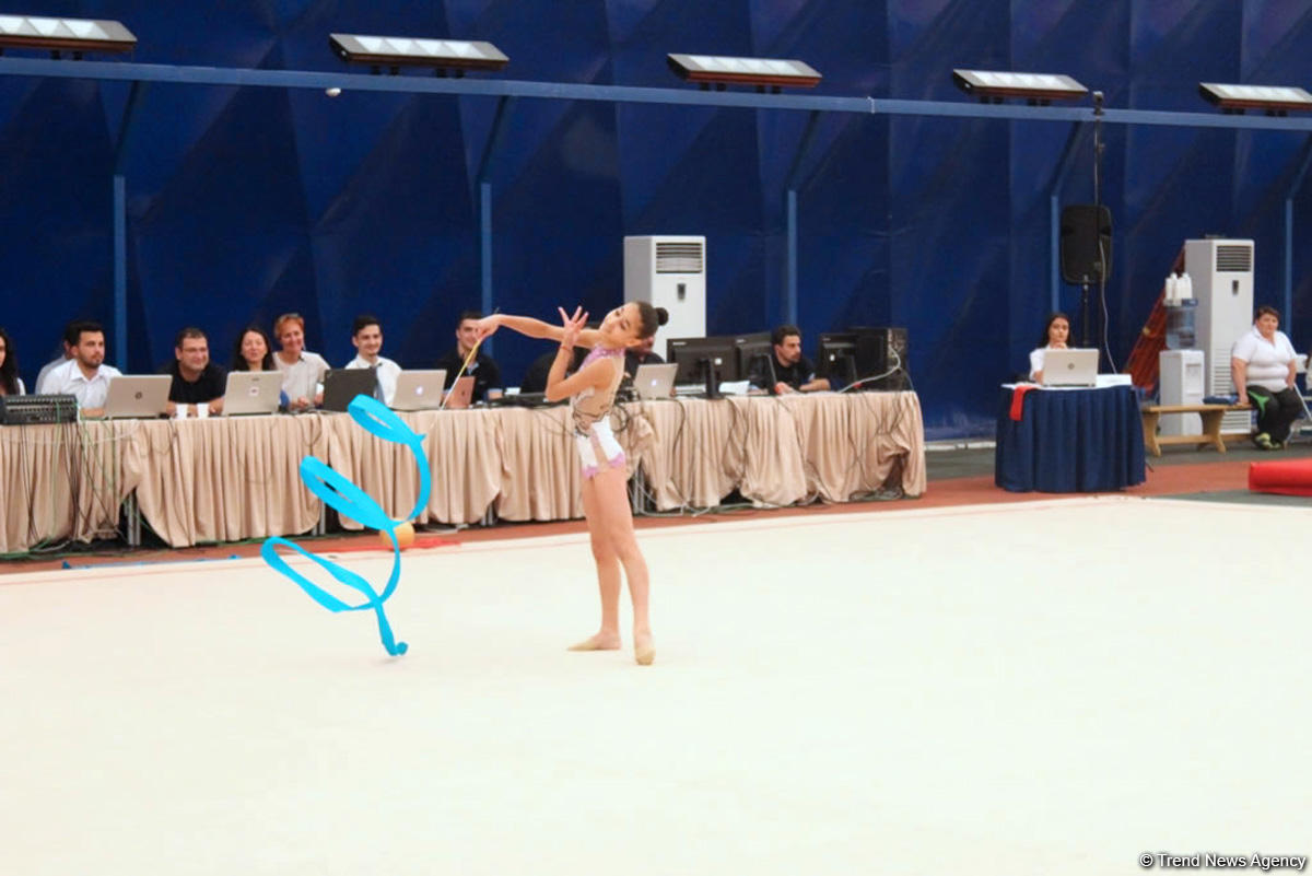 В Баку стартовал XXIV Открытый чемпионат Азербайджана по художественной гимнастике (ФОТО)