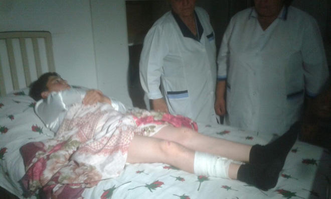 Ombudsman əməkdaşları Ermənistan silahlı qüvvələri tərəfindən yaralanmış yeniyetməyə baş çəkiblər