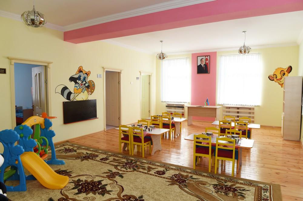 Президент Ильхам Алиев принял участие в открытии яслей-детского сада в Самухе, построенного по инициативе Фонда Гейдара Алиева (ФОТО)
