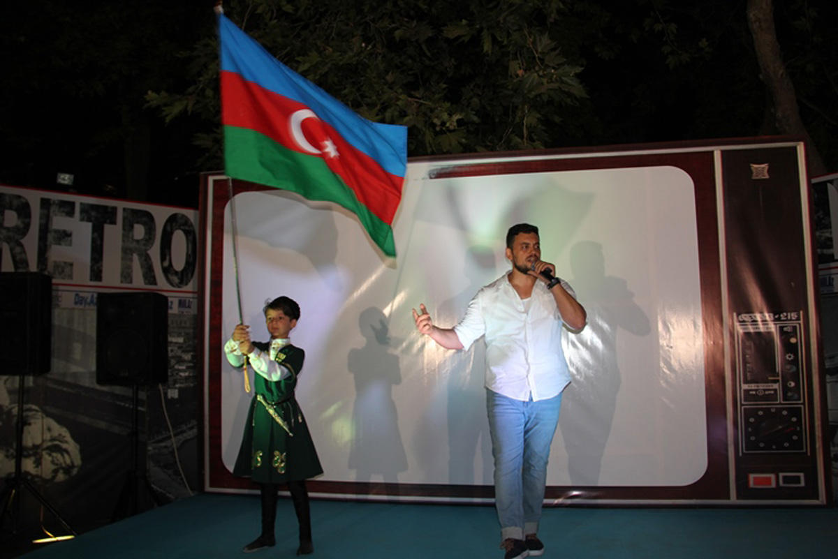 Азербайджанские артисты пригласили в "Ретро Баку" (ФОТО)
