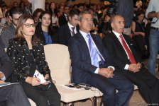 Bakı Qlobal Gənc Liderlər Forumu (FOTOREPORTAJ)