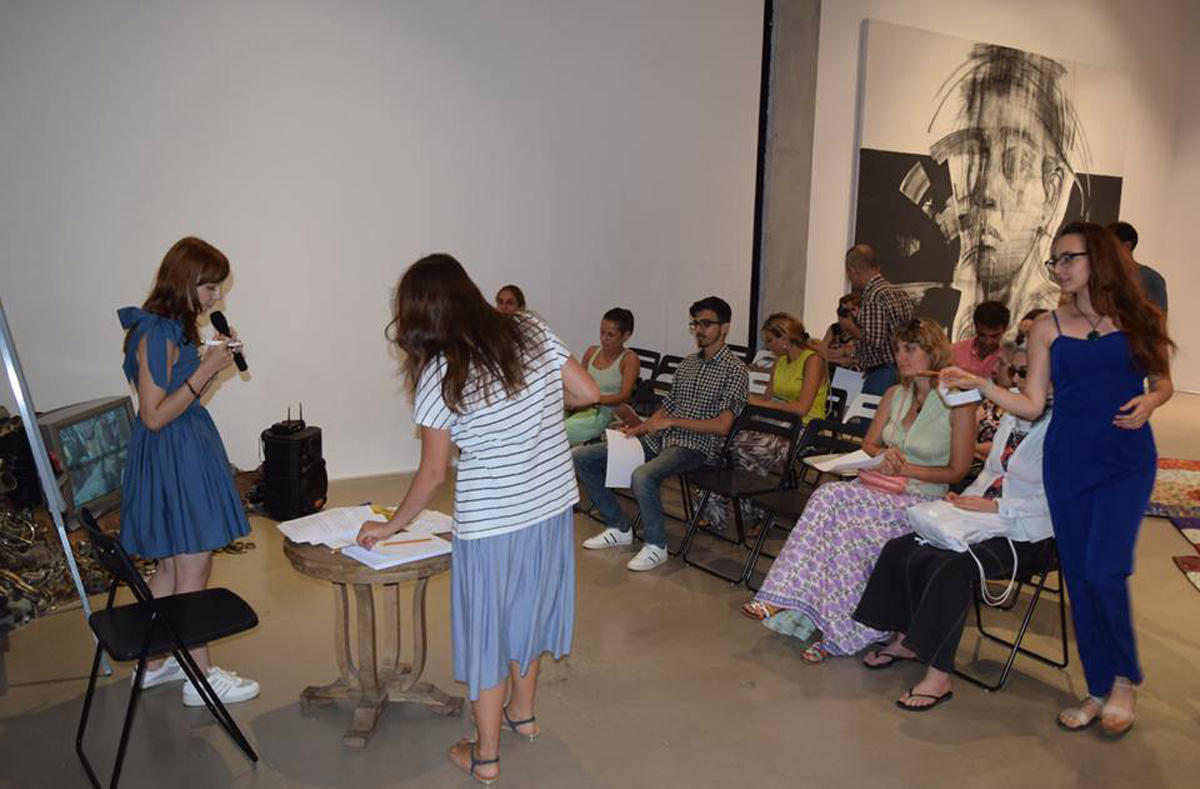 Необычный психотренинг в Баку: Развитие творческих способностей по Джулии Кэмерон  (ФОТО)
