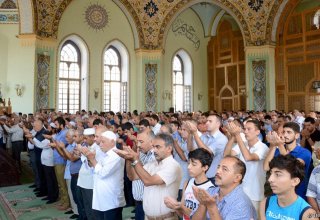 Завтра в Азербайджане будет совершен праздничный намаз в связи с праздником Рамазан