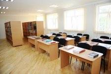 Ilham Aliyev views overhauled secondary school in Nizami district (PHOTO)